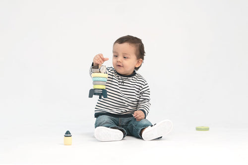 Who runs the house? Moms!